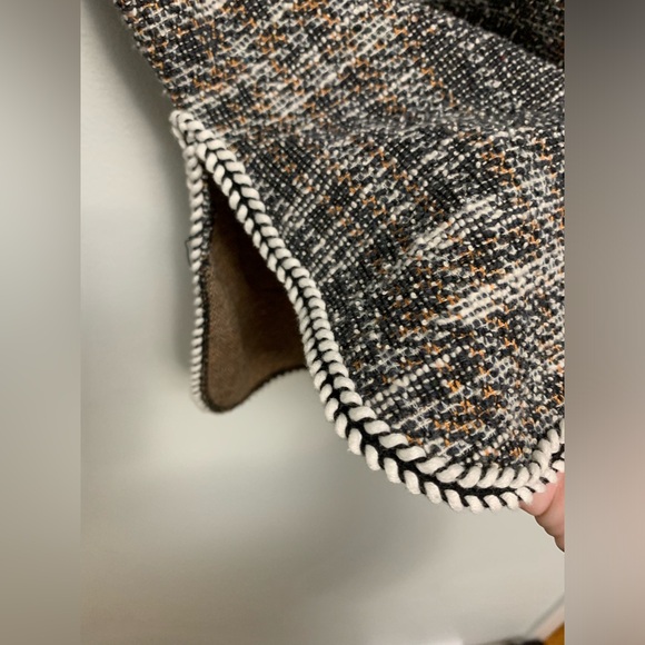 Max Studio Womens sweater - Picture 4 of 4